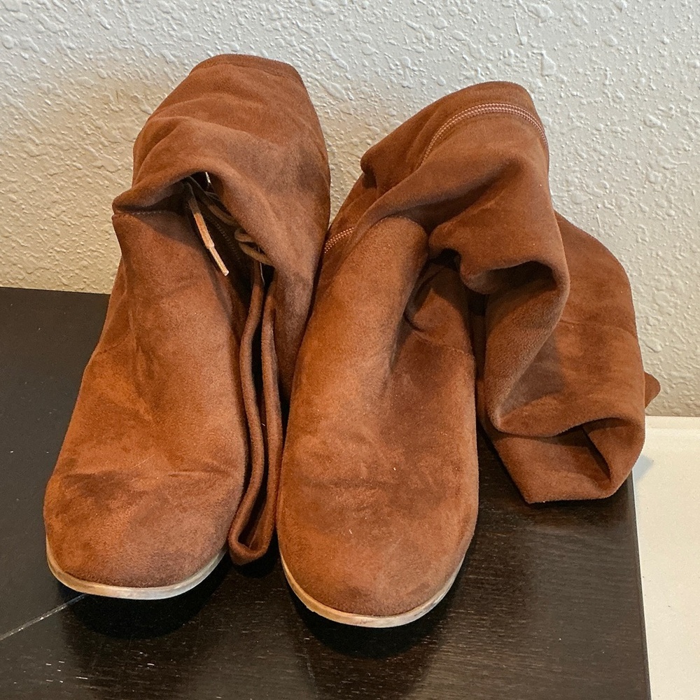 Bonnibel Suede Brown Over the Knee Boots Size 8.5